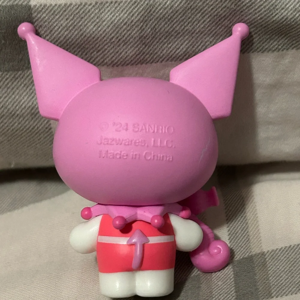 Summertime Kuromi Figurine - Picture 2 of 2